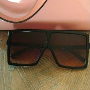 Fashion Nova Giant Frame Sunglasses 💝